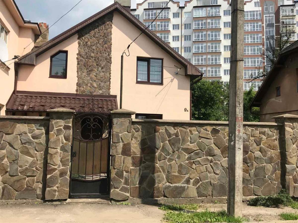 Apartments In A Private House Ivano-Frankivsk Exterior foto